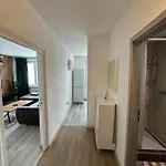 Stylove V Centre S Parkovanim Zadarmo Zv1 Apartment Zvolen