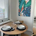 Stylove V Centre S Parkovanim Zadarmo Zv1 *