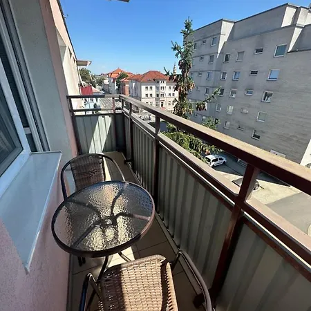 Stylove V Centre S Parkovanim Zadarmo Zv1 Appartement